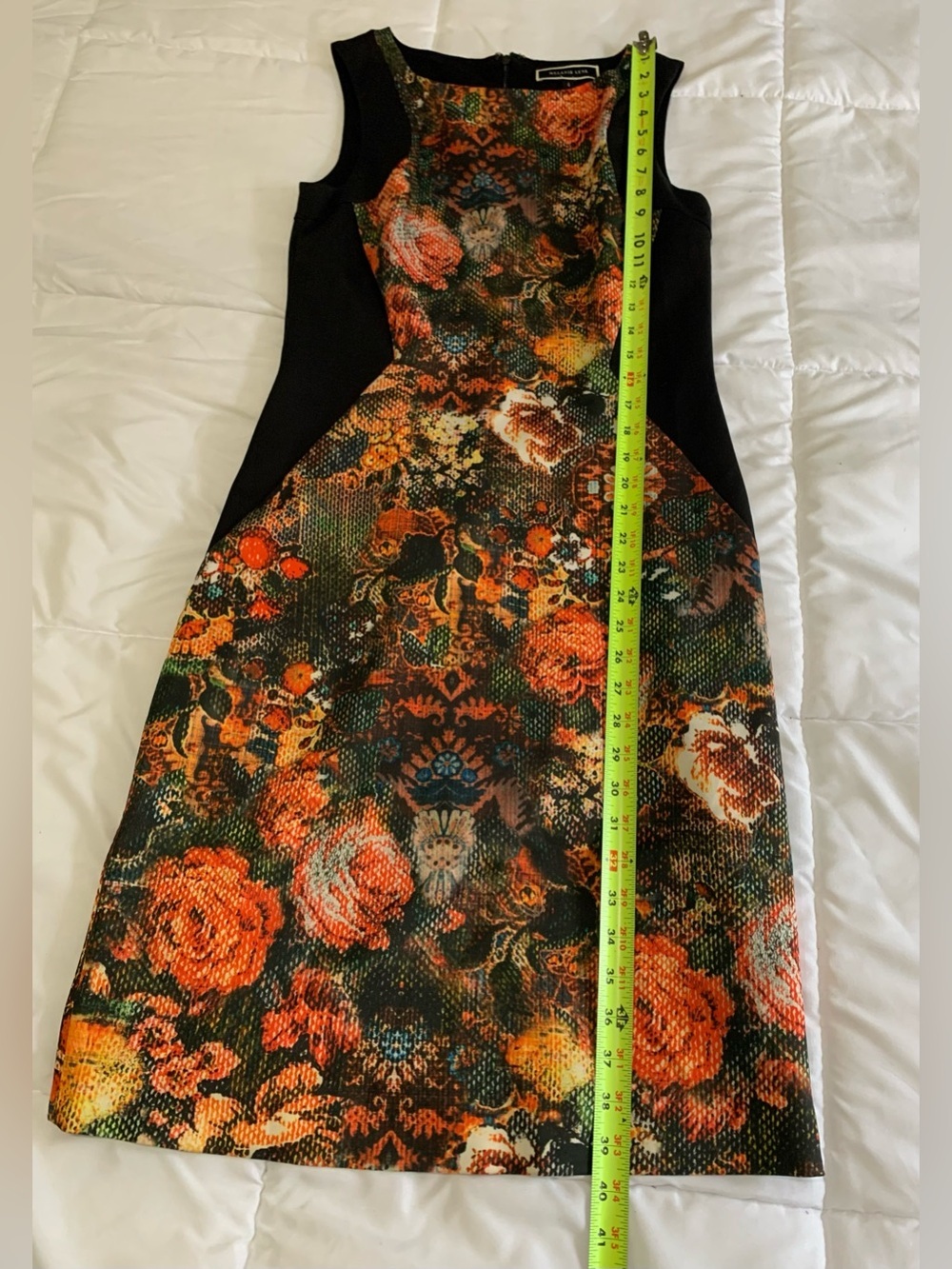 Like New MELANIE LYNE Dress Size 4 - Picture 5 of 7